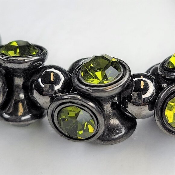 EMERALD Green Glass Bead Stretch Bracelet - Picture 7 of 8